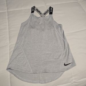 Girls Nike Gray Racerback Tank Top Relaxed Fit Like New